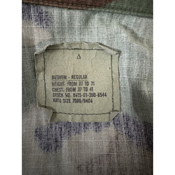 Vintage US Army Hot Weather Woodland Camo Field Coat Jacket 807 Medical Brigade - Picture 10 of 11